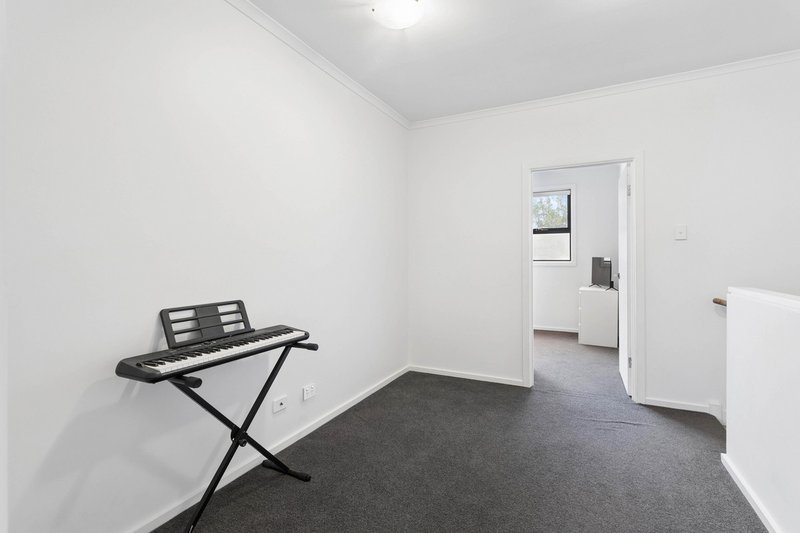 Photo - 37 Greenview Place, Blakeview SA 5114 - Image 12