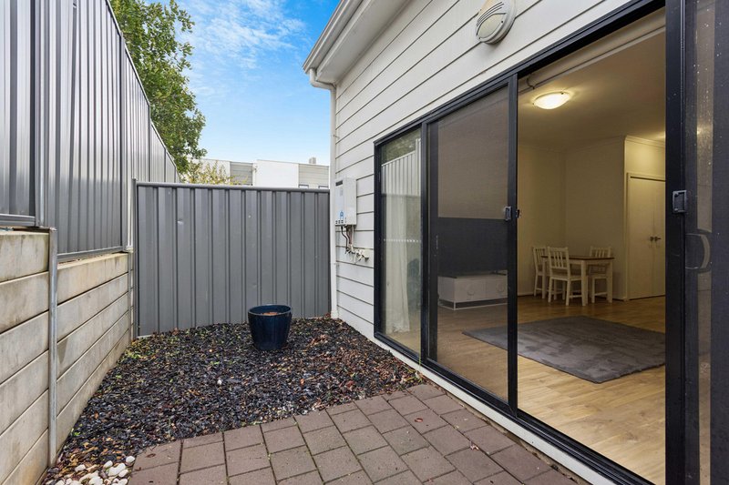 Photo - 37 Greenview Place, Blakeview SA 5114 - Image 13