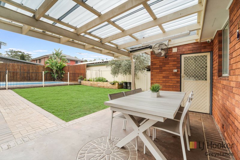 Photo - 37 Grevillea Crescent, Greystanes NSW 2145 - Image 8