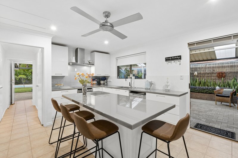 Photo - 37 Guron Road, Duncraig WA 6023 - Image 12