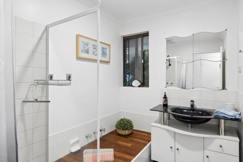 Photo - 37 Guron Road, Duncraig WA 6023 - Image 21