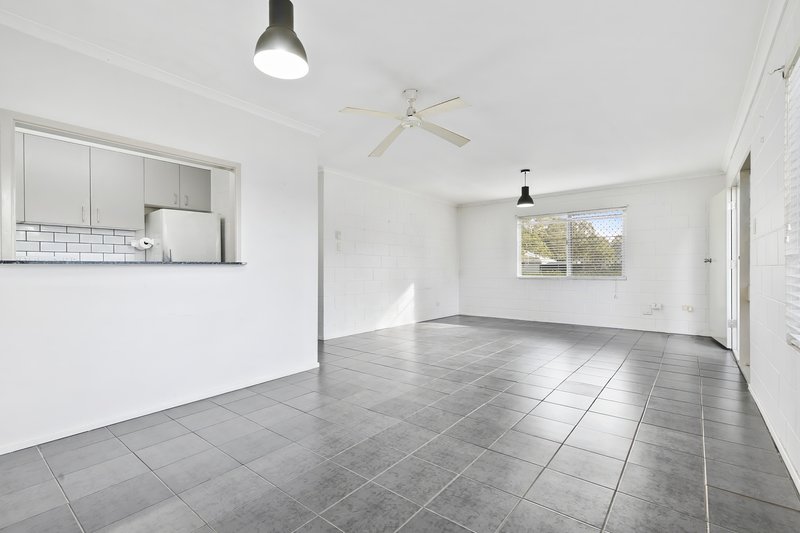 Photo - 37 Gympie Street, Tewantin QLD 4565 - Image 6