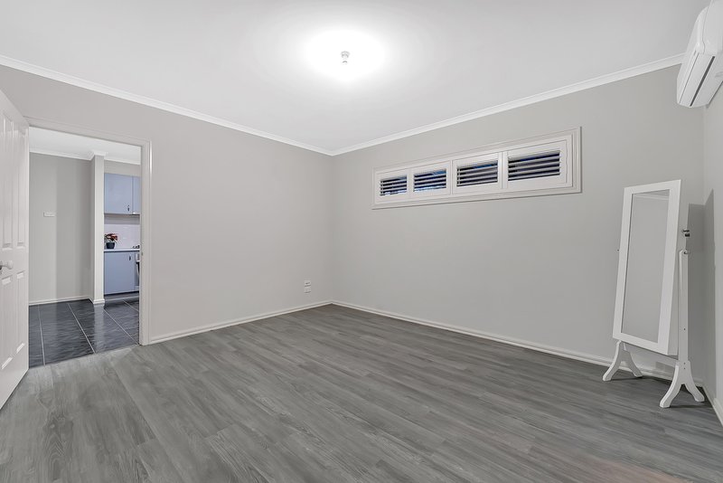 Photo - 37 Hemsley Promenade, Point Cook VIC 3030 - Image 19