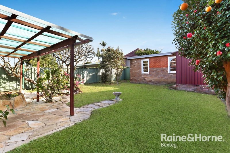 Photo - 37 Highclere Avenue, Banksia NSW 2216 - Image 5