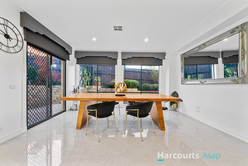 Photo - 37 Highfielde Avenue, Berwick VIC 3806 - Image 6