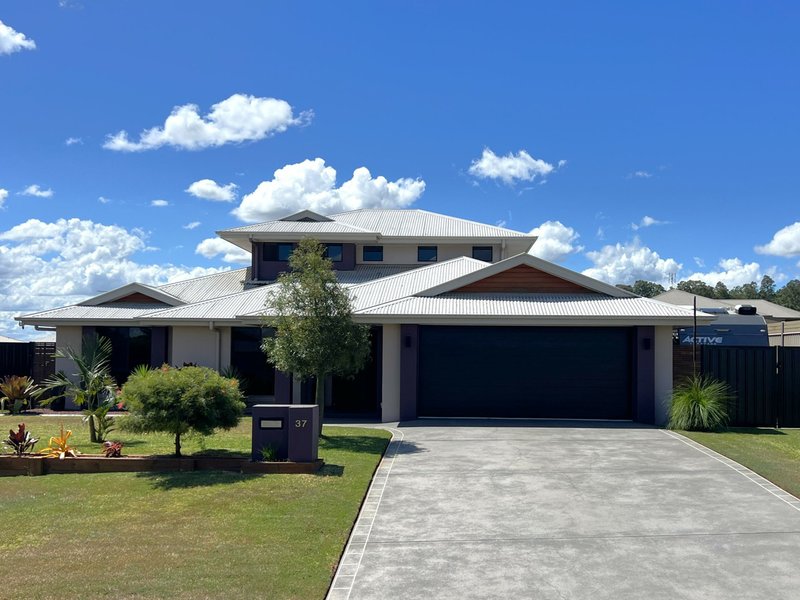 37 Hillview Parade, Kingaroy QLD 4610