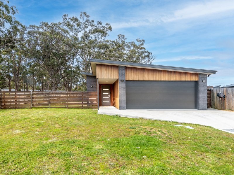 Photo - 37 Hollyhock Drive, Kingston TAS 7050 - Image