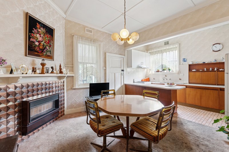 Photo - 37 Home Street, Reservoir VIC 3073 - Image 5