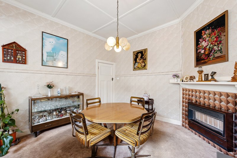 Photo - 37 Home Street, Reservoir VIC 3073 - Image 6