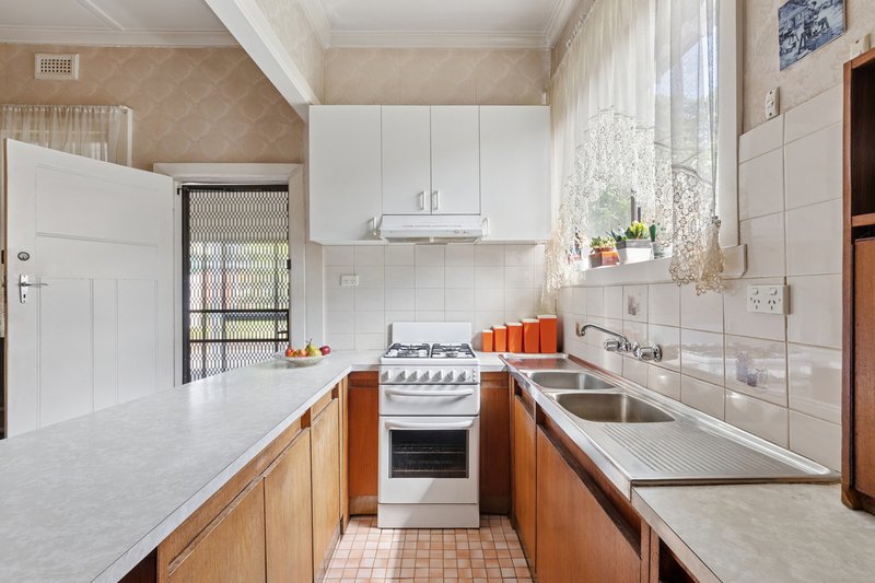 Photo - 37 Home Street, Reservoir VIC 3073 - Image 7