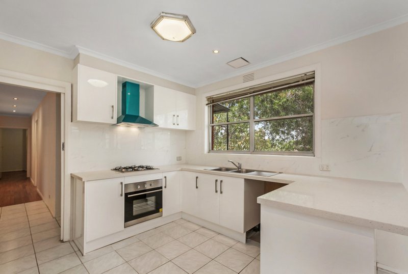 Photo - 37 Houston Street, Epping VIC 3076 - Image 5