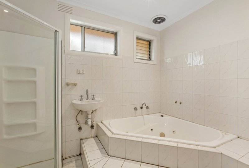 Photo - 37 Houston Street, Epping VIC 3076 - Image 8