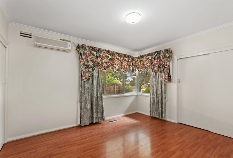 Photo - 37 Houston Street, Epping VIC 3076 - Image 9