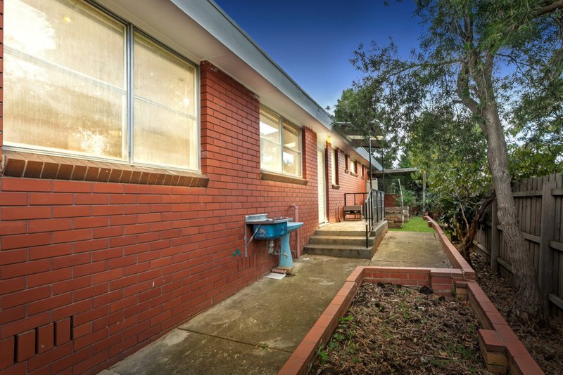 Photo - 37 Houston Street, Epping VIC 3076 - Image 13