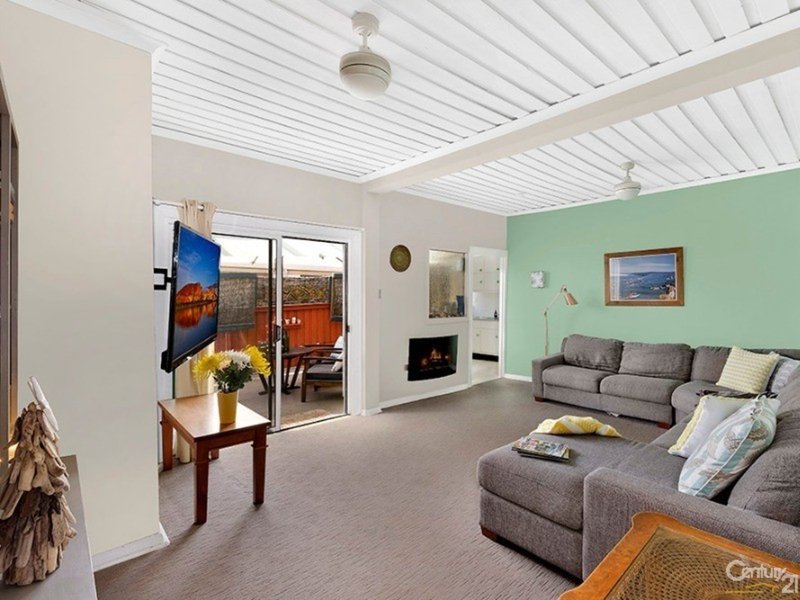 Photo - 37 Hutton Road, The Entrance North NSW 2261 - Image 3