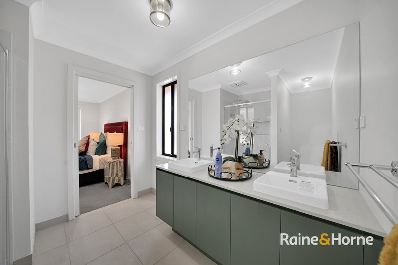 Photo - 37 Iconic Drive, Tarneit VIC 3029 - Image 19