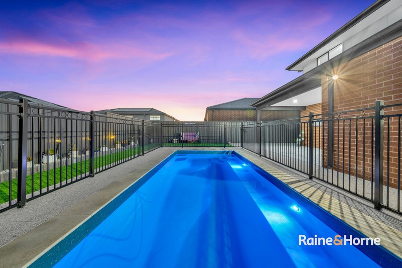 Photo - 37 Iconic Drive, Tarneit VIC 3029 - Image 26