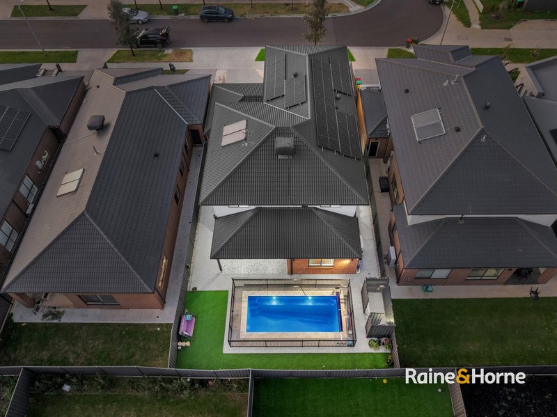 Photo - 37 Iconic Drive, Tarneit VIC 3029 - Image 27