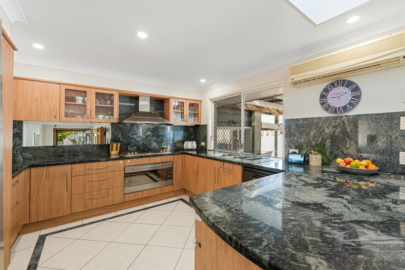 Photo - 37 Jack Nicklaus Way, Parkwood QLD 4214 - Image 4