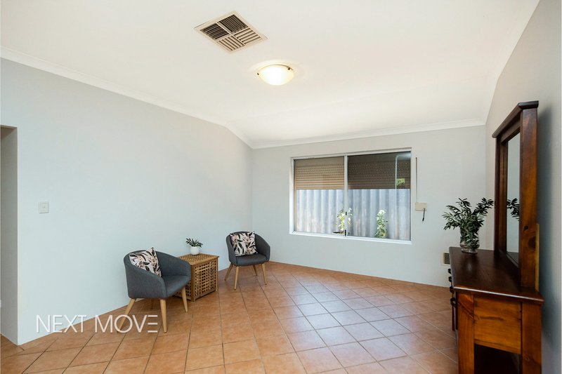 Photo - 37 Jagoe Loop, Willagee WA 6156 - Image 4