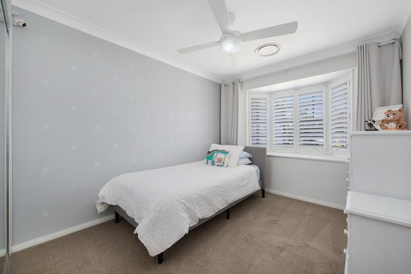 Photo - 37 Jean Avenue, Berkeley Vale NSW 2261 - Image 11