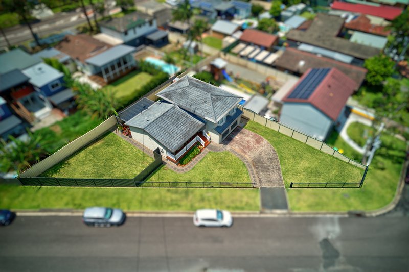 Photo - 37 Jean Avenue, Berkeley Vale NSW 2261 - Image 16