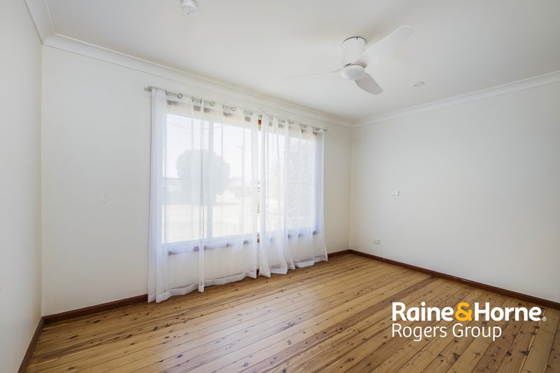 Photo - 37 Jones Avenue, Toukley NSW 2263 - Image 6