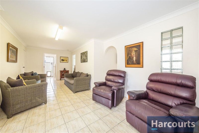 Photo - 37 Kangaroo Ave , Bongaree QLD 4507 - Image 5