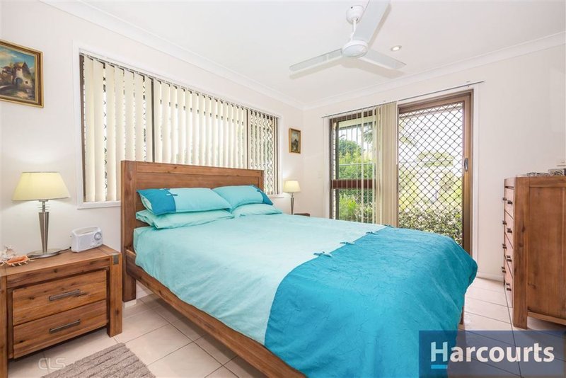 Photo - 37 Kangaroo Ave , Bongaree QLD 4507 - Image 7