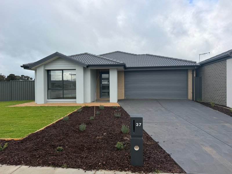 Photo - 37 Kingparrot Circuit, Benalla VIC 3672 - Image 1