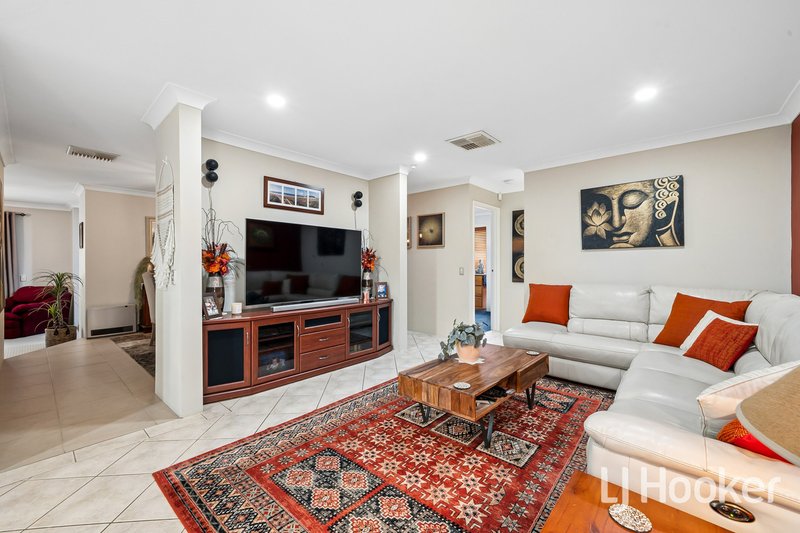 Photo - 37 Knightsbridge Way, Thornlie WA 6108 - Image 5