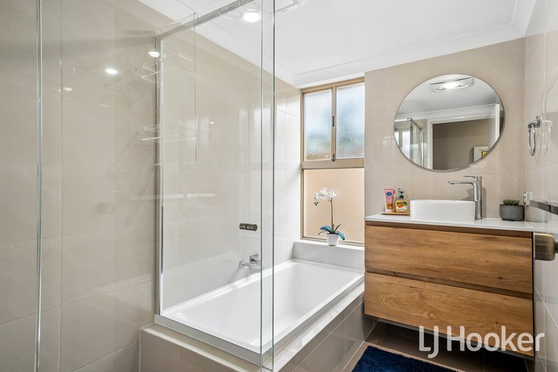 Photo - 37 Knightsbridge Way, Thornlie WA 6108 - Image 20