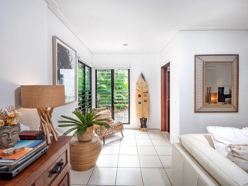 Photo - 37 Lae Street, Trinity Beach QLD 4879 - Image 4