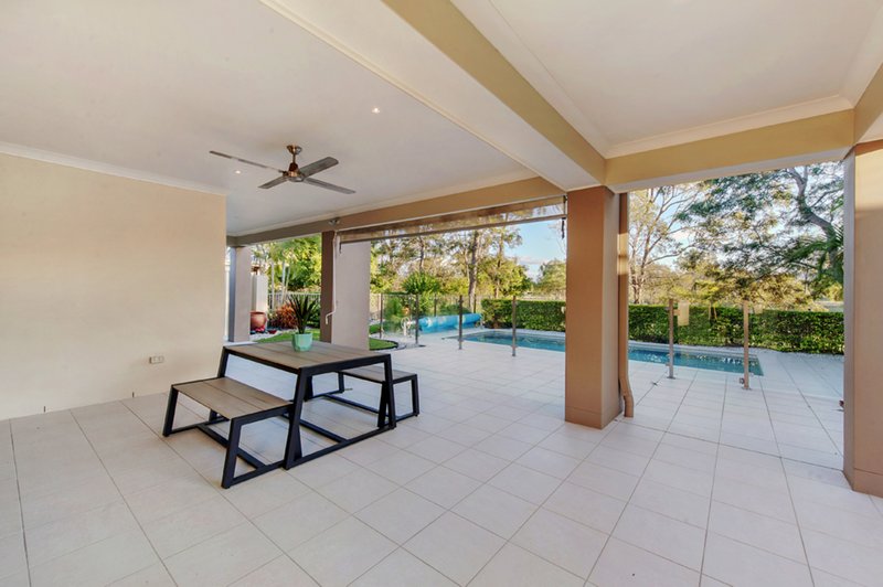 Photo - 37 Lakelands Drive, Merrimac QLD 4226 - Image 7