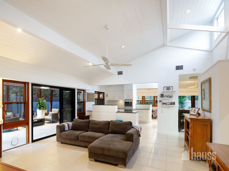 Photo - 37 Lama Street, Chelmer QLD 4068 - Image 8