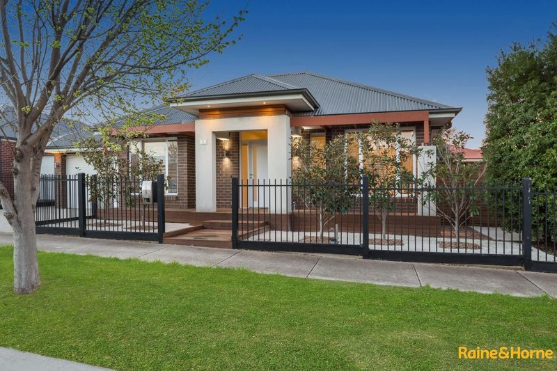 Photo - 37 Lambertia Loop, Caroline Springs VIC 3023 - Image 20