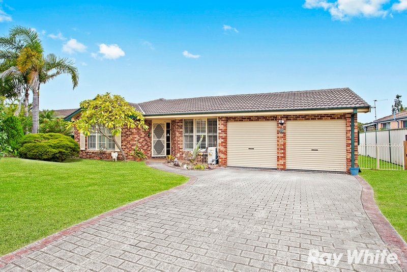 37 Lancaster Parade, Bateau Bay NSW 2261