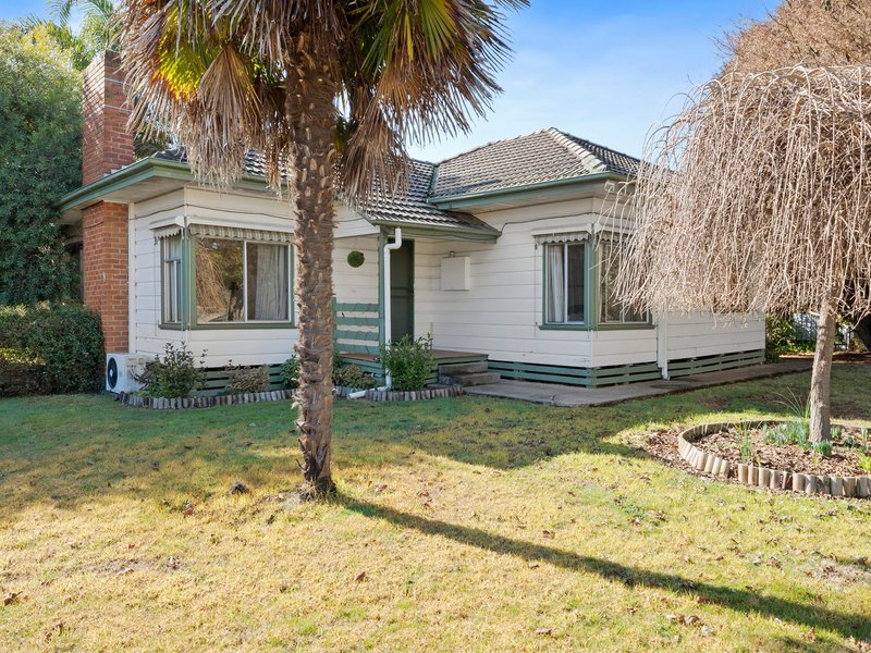 37 Lawrence Street, Myrtleford VIC 3737