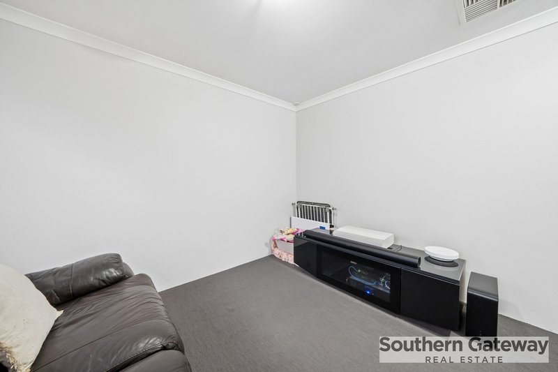 Photo - 37 Lazuli Rise, Wellard WA 6170 - Image 9