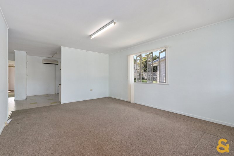 Photo - 37 Leadale Street, Wynnum West QLD 4178 - Image 6