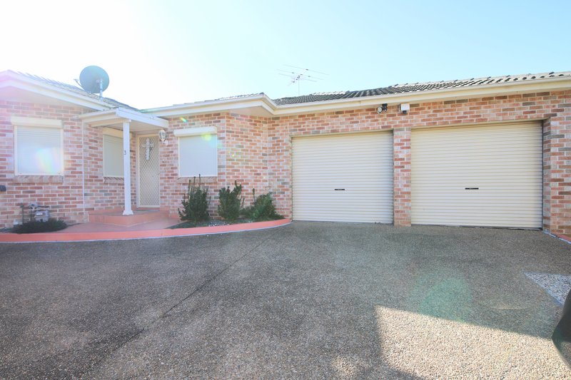 Photo - 3/7 Lee Street, Condell Park NSW 2200 - Image 1