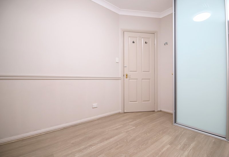 Photo - 3/7 Lee Street, Condell Park NSW 2200 - Image 4