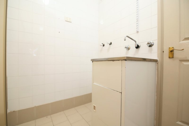 Photo - 3/7 Lee Street, Condell Park NSW 2200 - Image 8