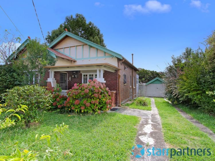 37 Locksley Avenue, Merrylands NSW 2160