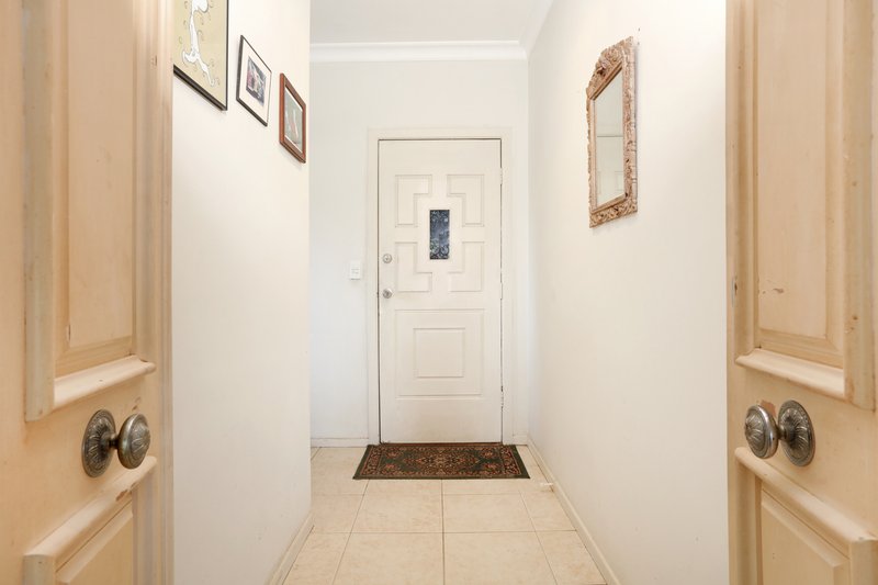 Photo - 37 Lowry Court, Neranwood QLD 4213 - Image 6