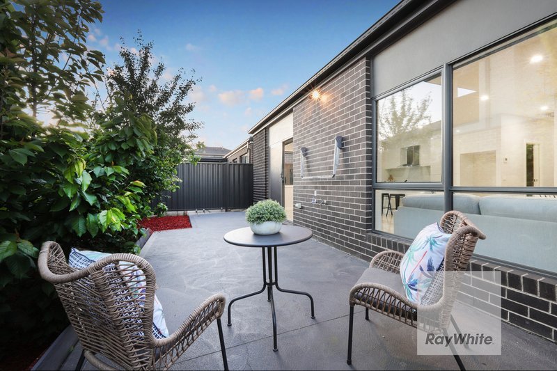 Photo - 37 Luster Circuit, Greenvale VIC 3059 - Image 23