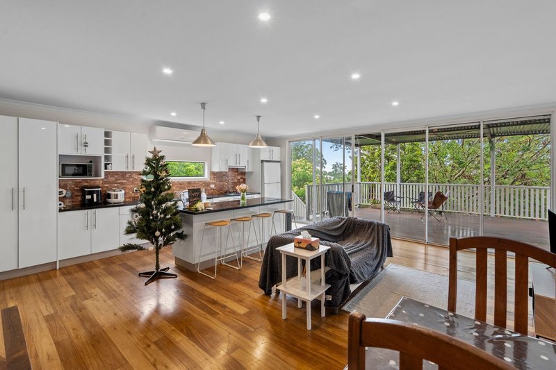 Photo - 37 Macgregor Terrace, Bardon QLD 4065 - Image 2