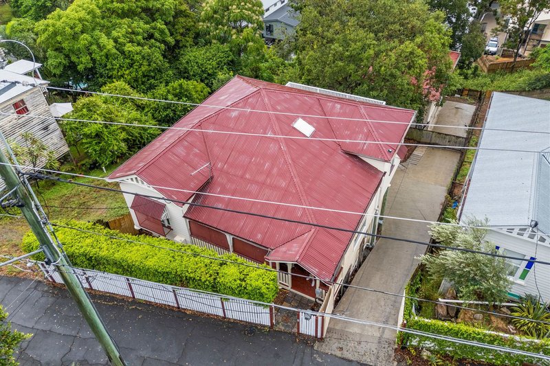 Photo - 37 Macgregor Terrace, Bardon QLD 4065 - Image 11