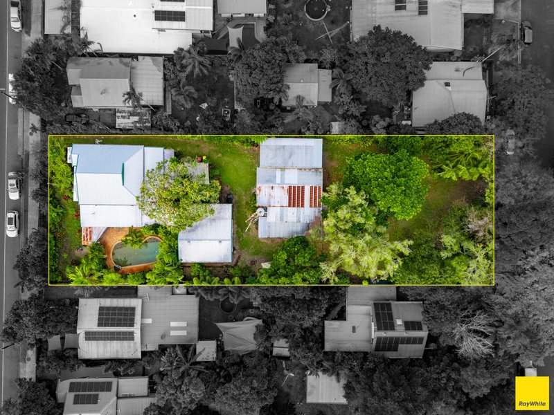 Photo - 37 Machan Street, Machans Beach QLD 4878 - Image 1