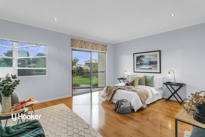 Photo - 37 Macmillan Avenue, Mawson Lakes SA 5095 - Image 10